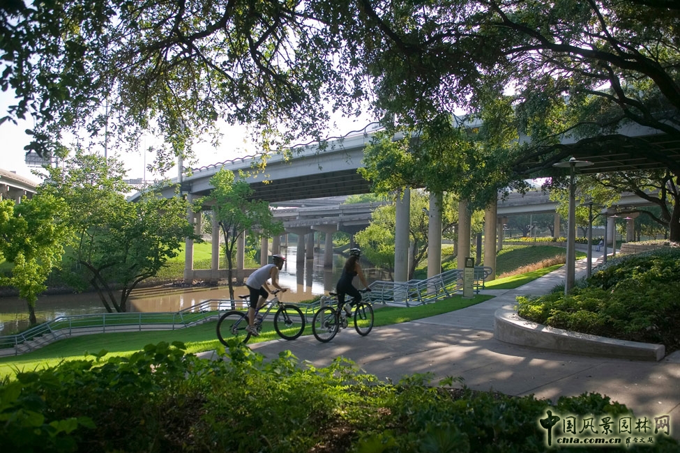 SWA作品：美國休斯敦市布法羅河濱漫步公園景觀設(shè)計