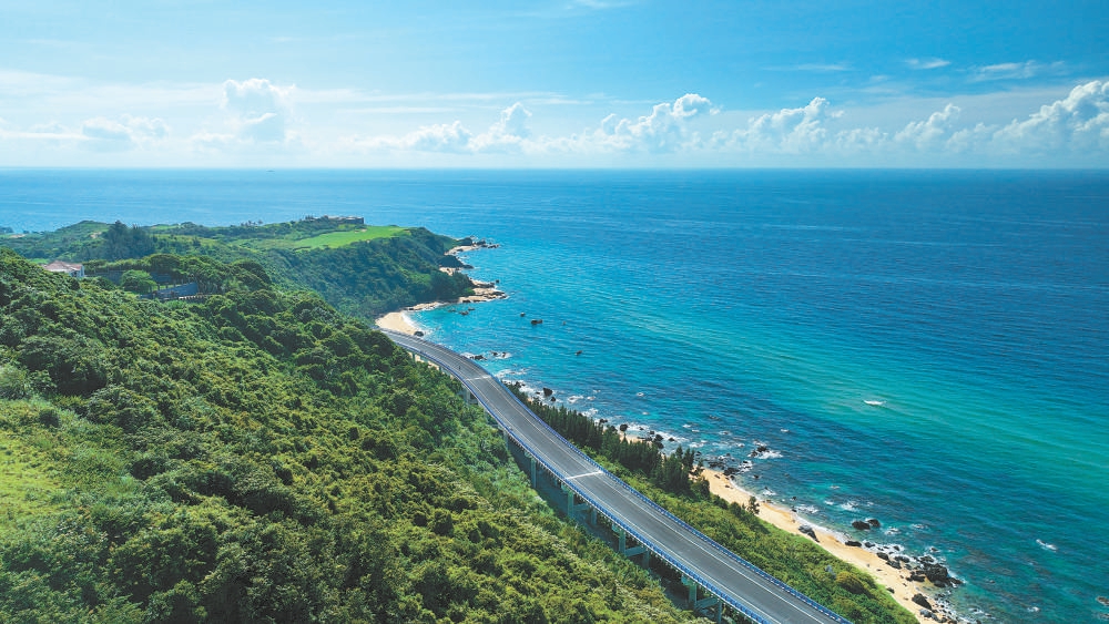 國(guó)家海岸一號(hào)風(fēng)景道海南環(huán)島旅游公路全線通車