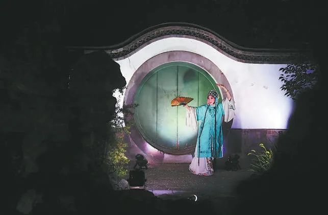 京城公園上演“奇妙夜”！夜生活可以如此豐富